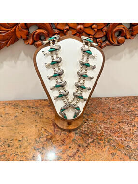 Vintage 1970s 28" Navajo Malachite Squash Blossom Artist Cecil Henry